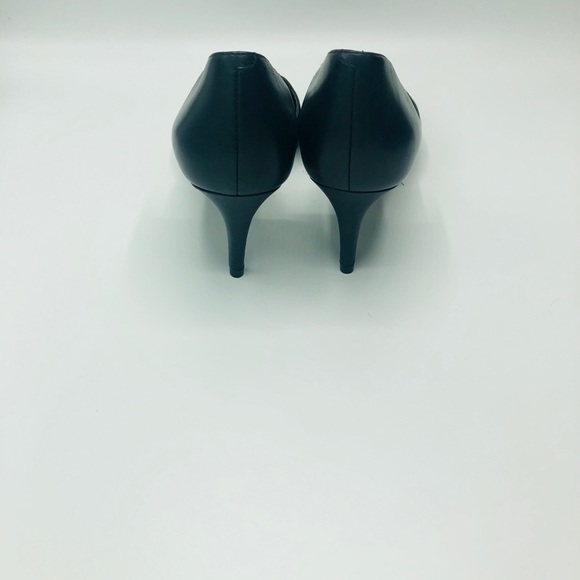 Nine West black shoes - Picture 6 of 8